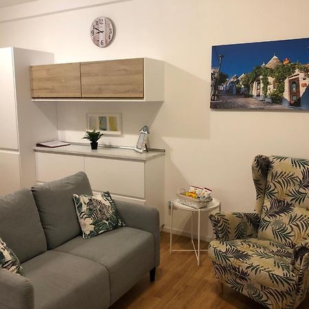 Garden View Salandra Apartment - Bari Policlinico ภายนอก รูปภาพ